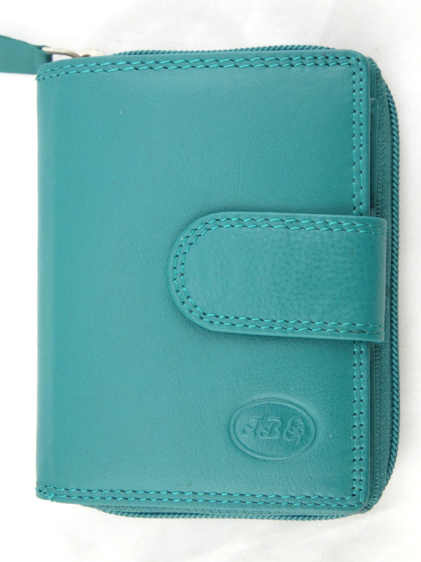 Medium Wallet ~ Compact
