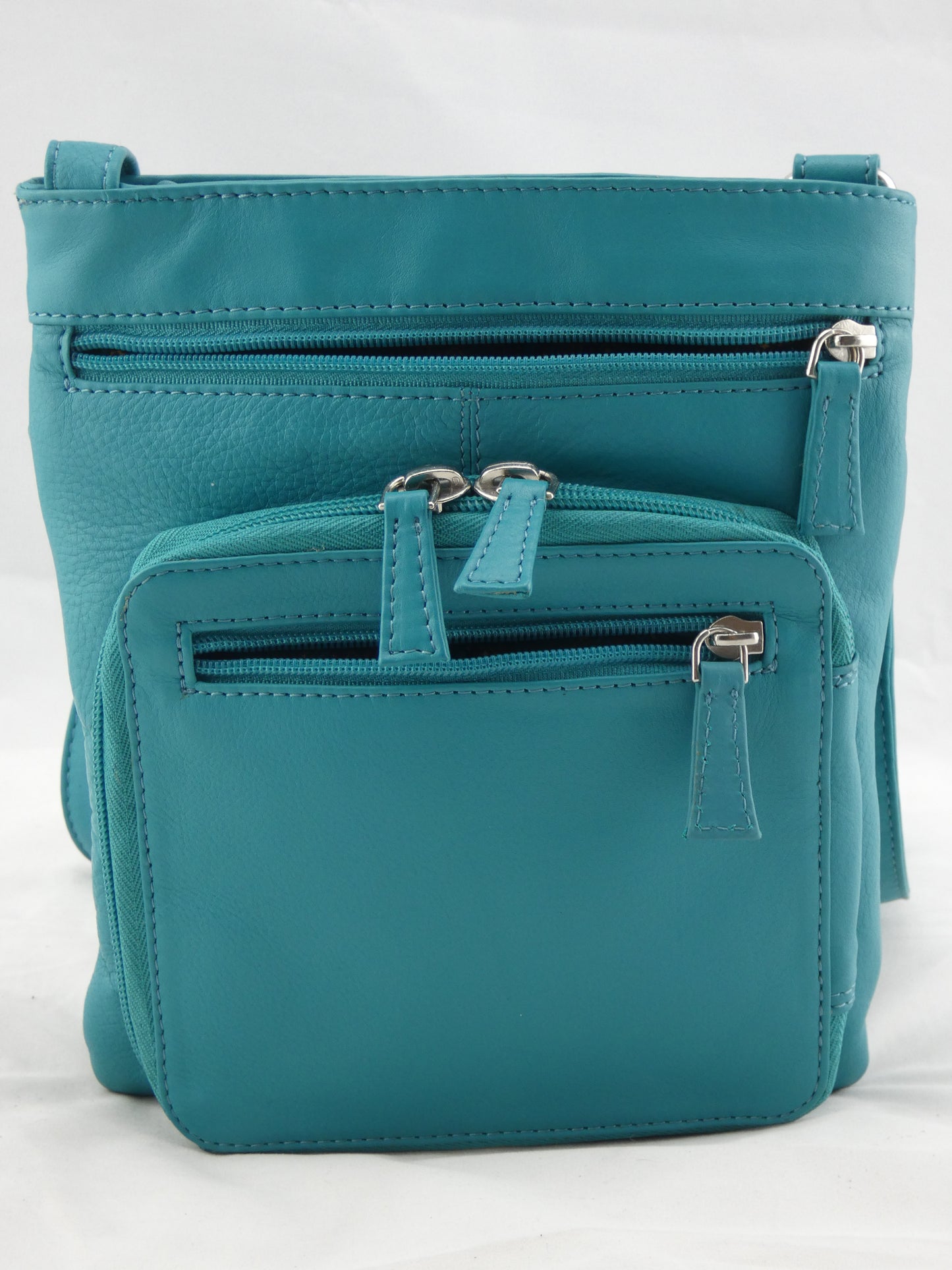 Drake Medium Leather Bag ~ Deluxe Traveller
