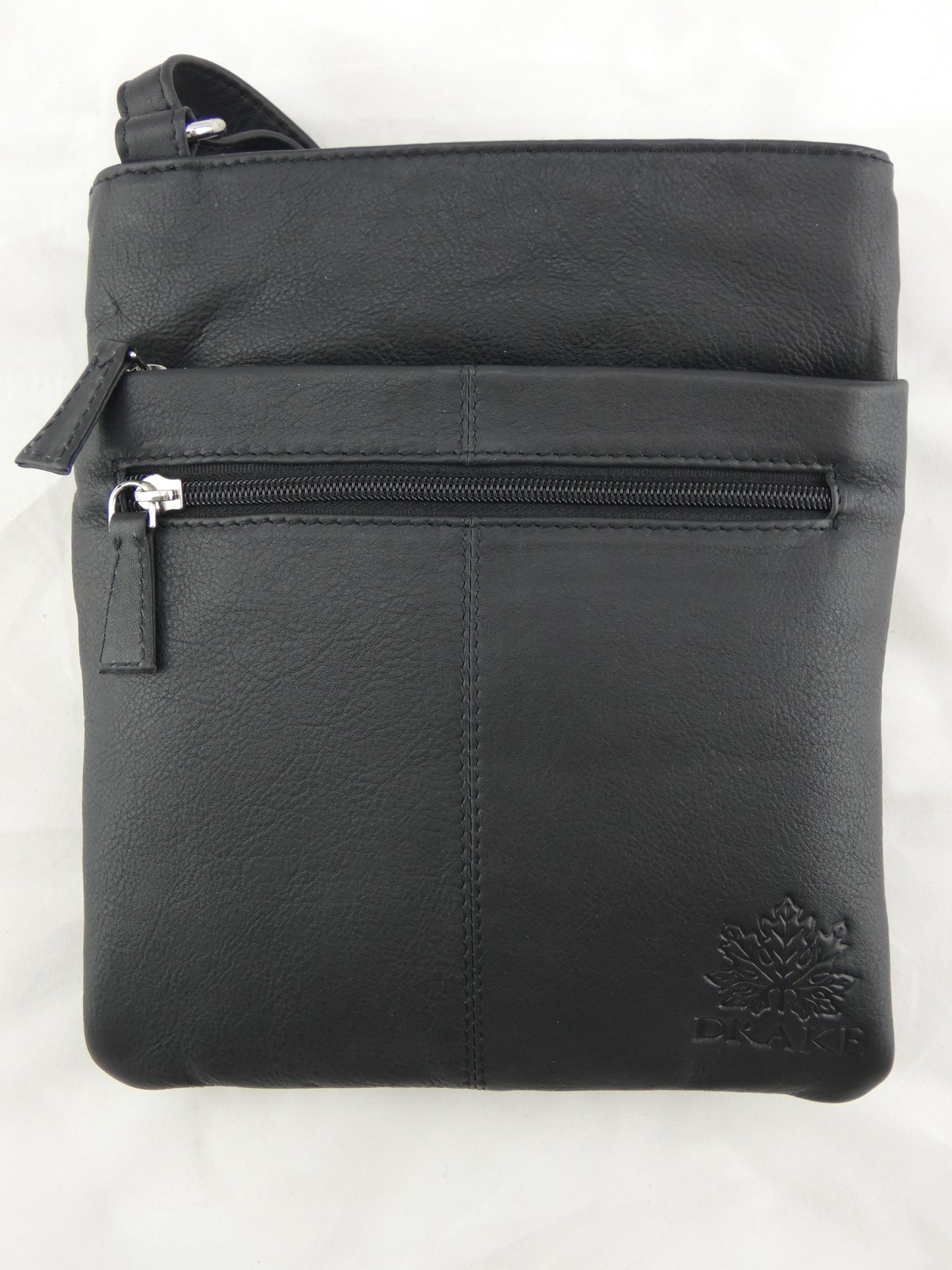 Drake Medium Leather Bag ~ Deluxe Traveller