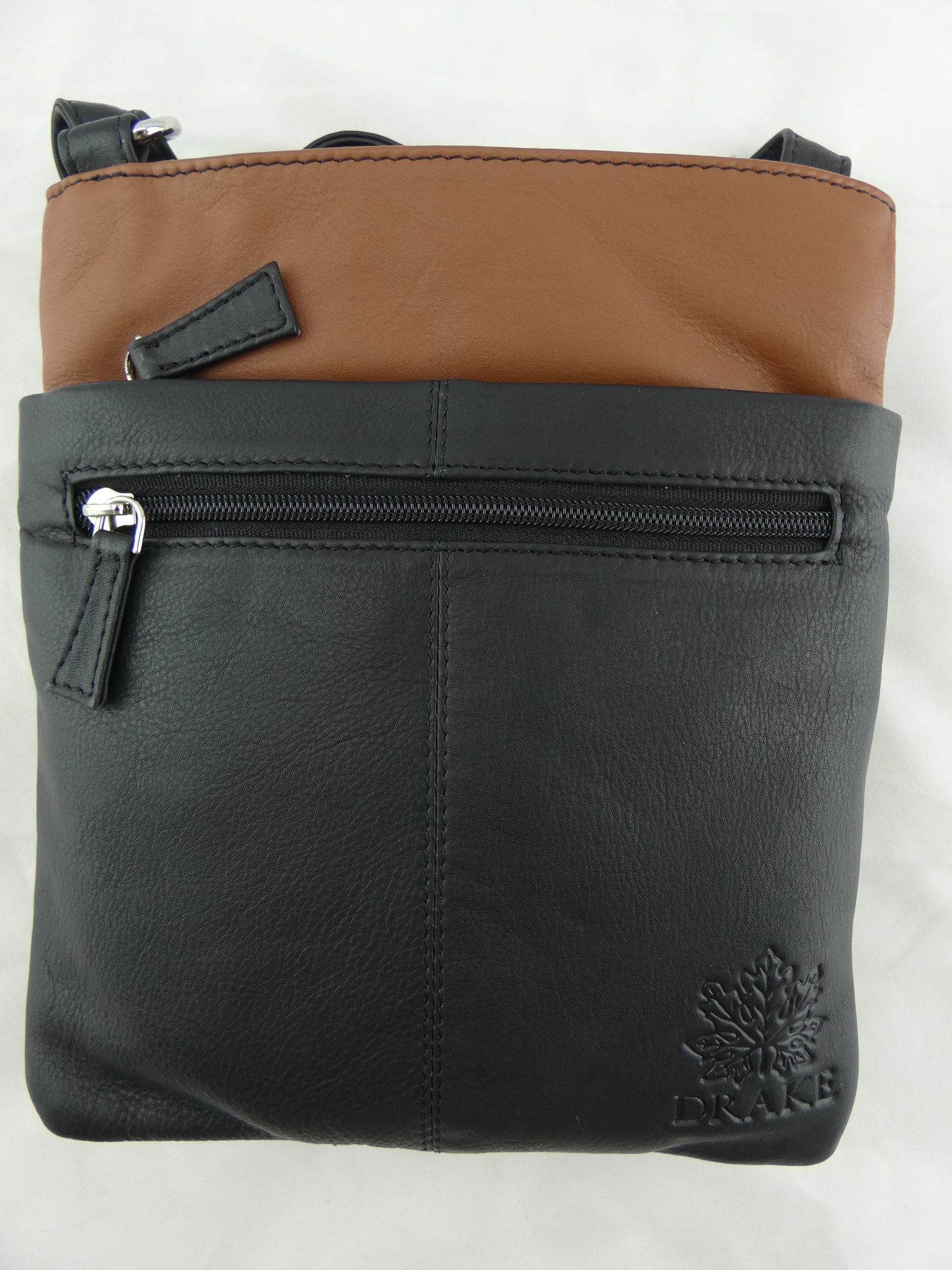 Drake Medium Leather Bag ~ Deluxe Traveller