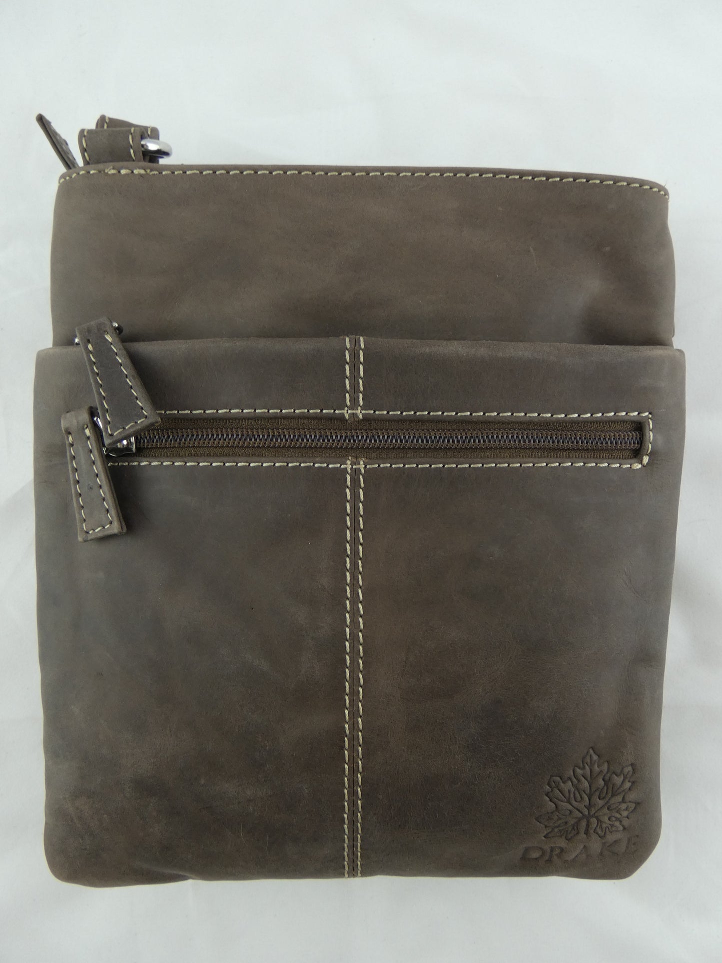 Drake Medium Leather Bag ~ Deluxe Traveller
