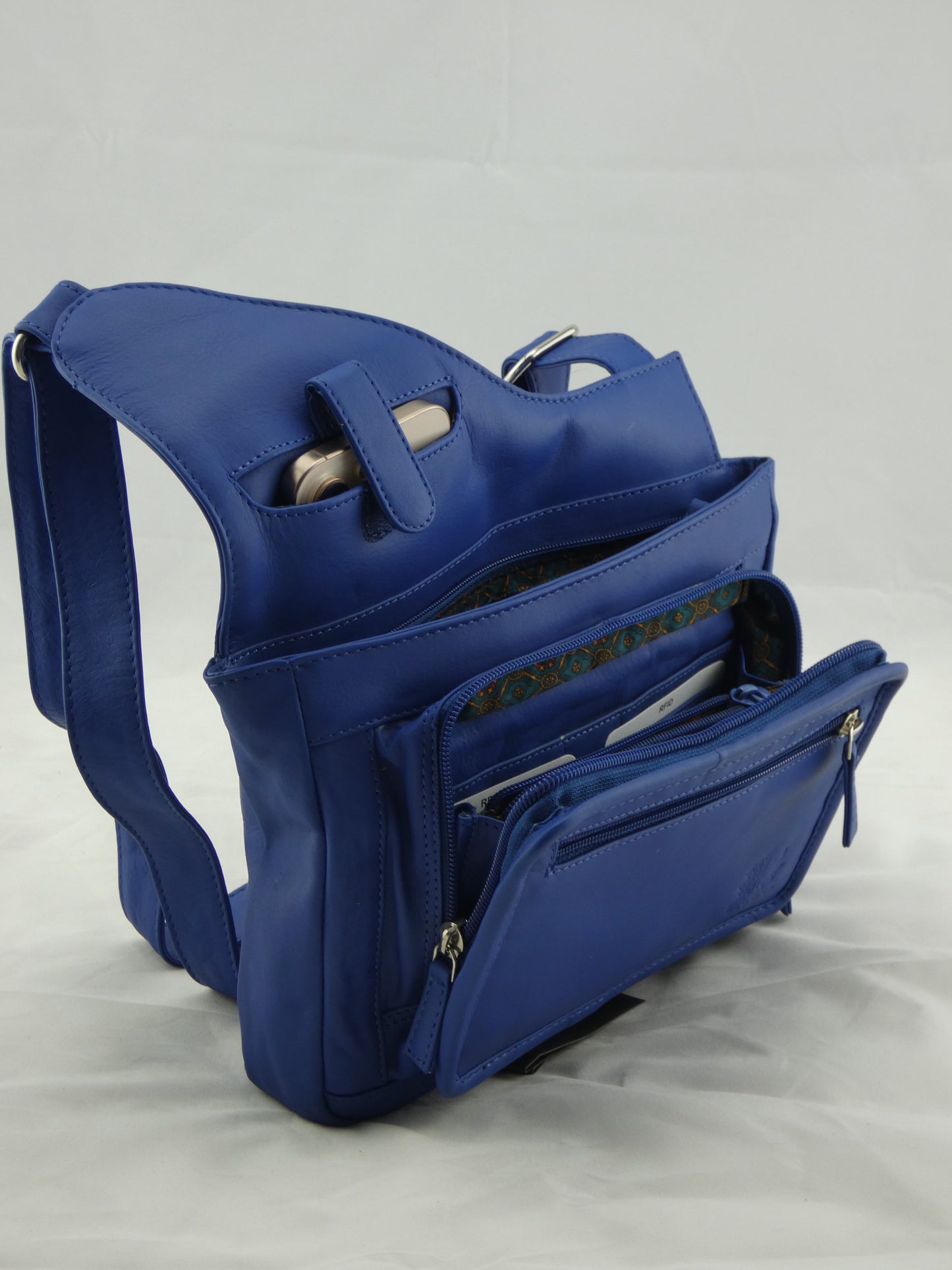 Drake's ~ Perfect Purse