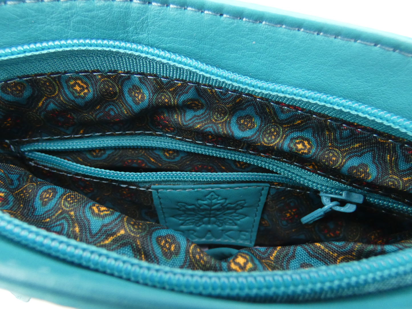 Drake Medium Leather Bag ~ Deluxe Traveller